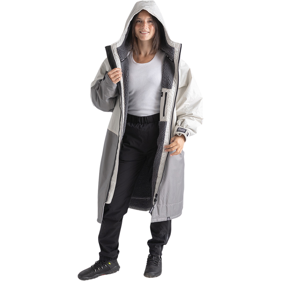 2026 Dryrobe Advance Long Sleeve Changing Robe DALSV3 - Stone